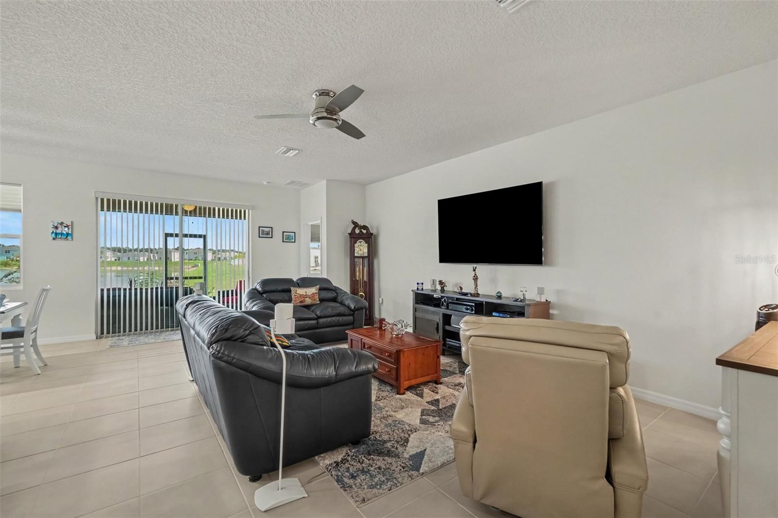 38387 Springhead Ln, Zephyrhills, FL 33540