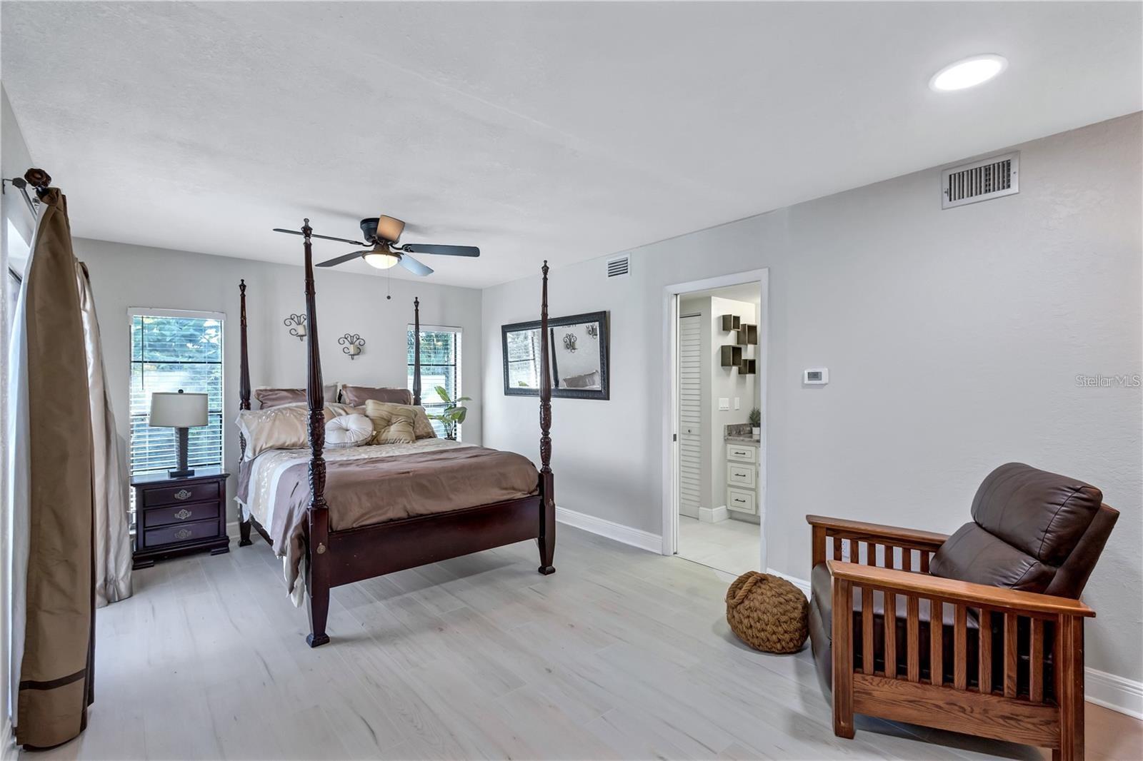 8532 Kumquat, Seminole, FL 33777