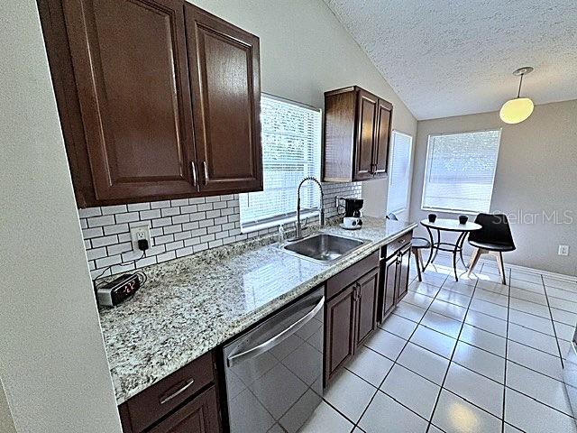 16004 Grass Lake, Tampa, FL 33618