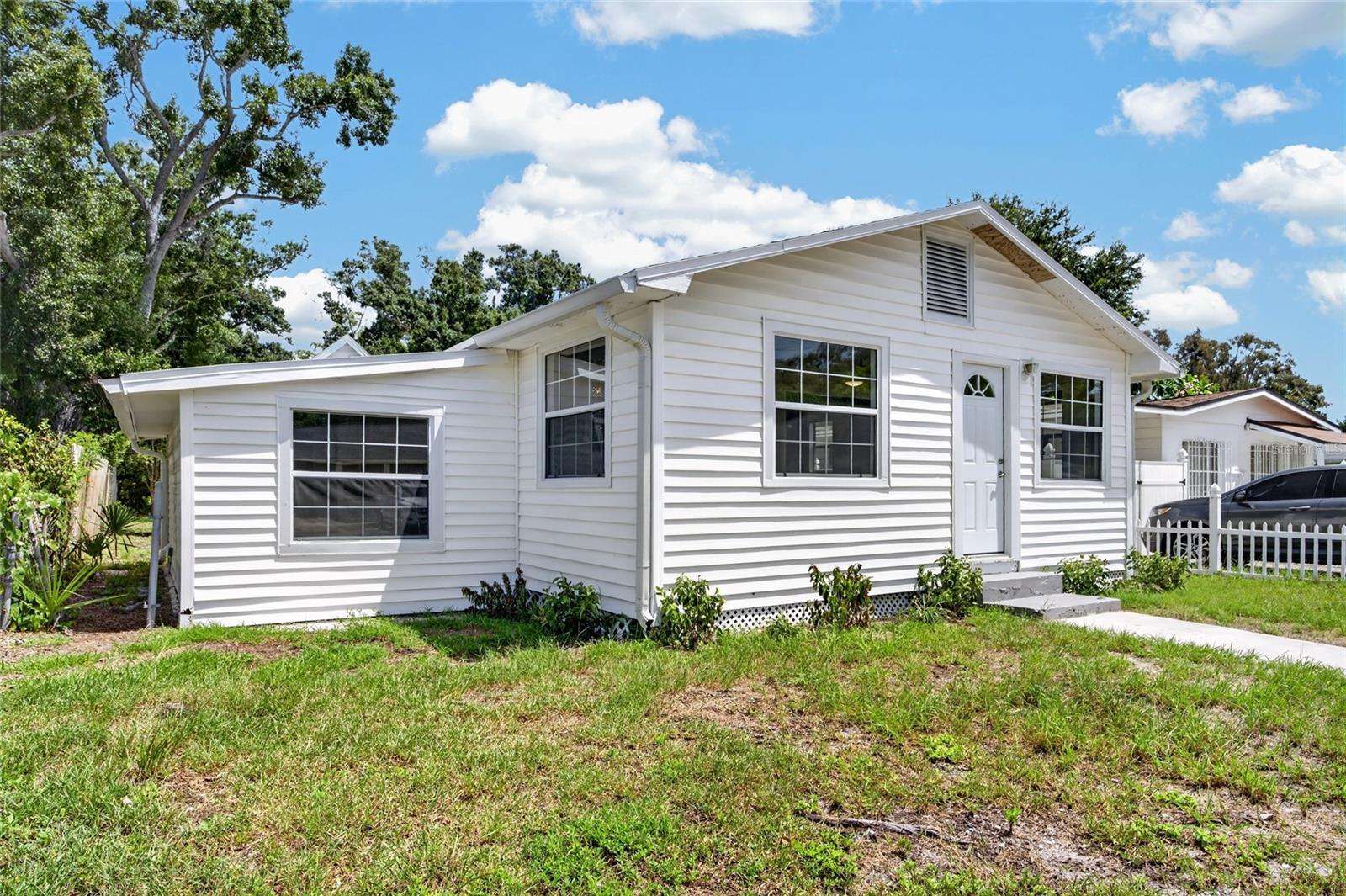 3927 11th, St Petersburg, FL 33711