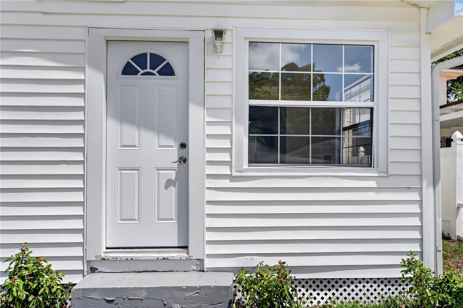 3927 11th, St Petersburg, FL 33711