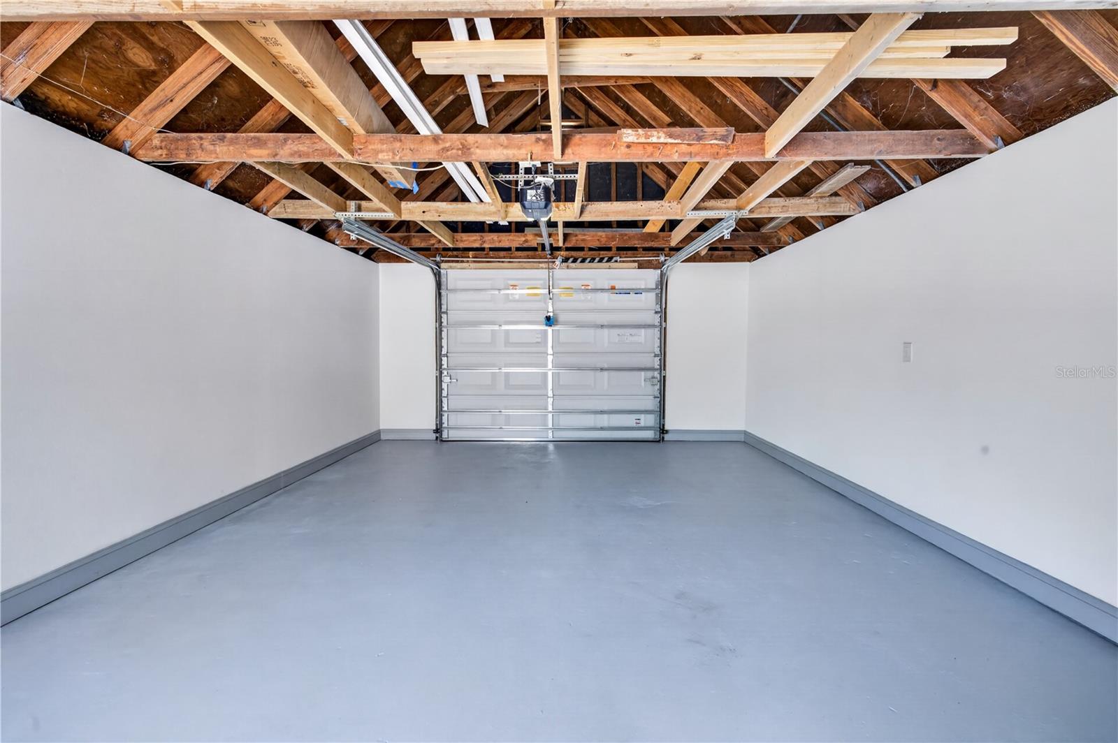 3927 11th, St Petersburg, FL 33711