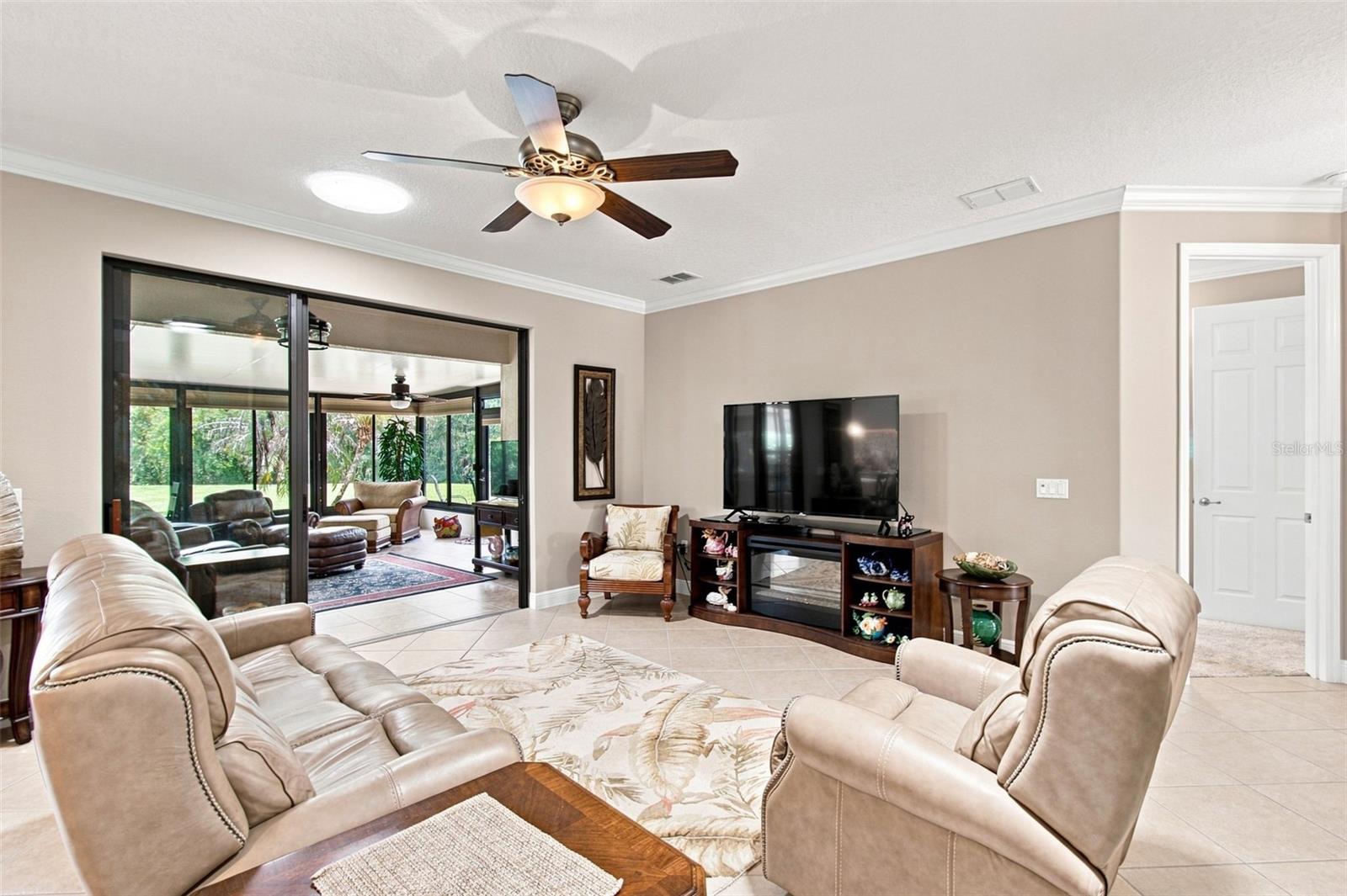 463 Monterey, Poinciana, FL 34759