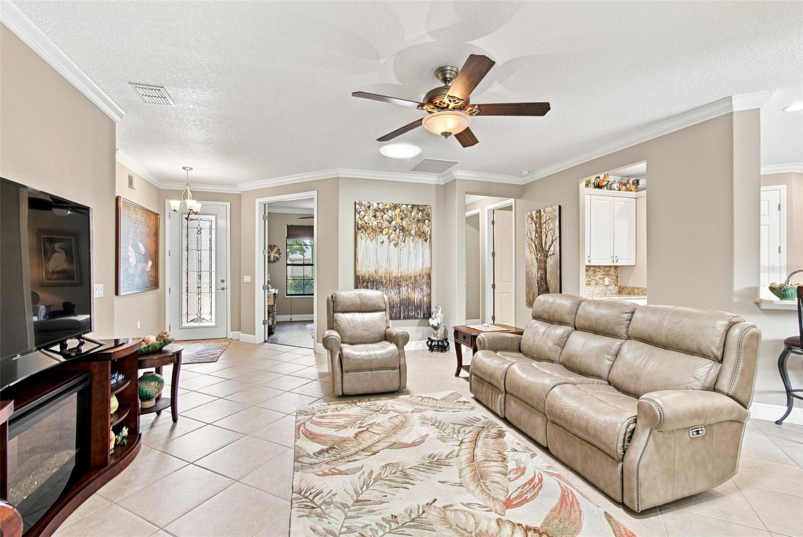 463 Monterey, Poinciana, FL 34759