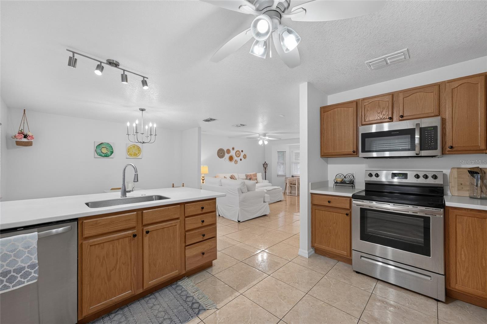 237 California, St Cloud, FL 34769