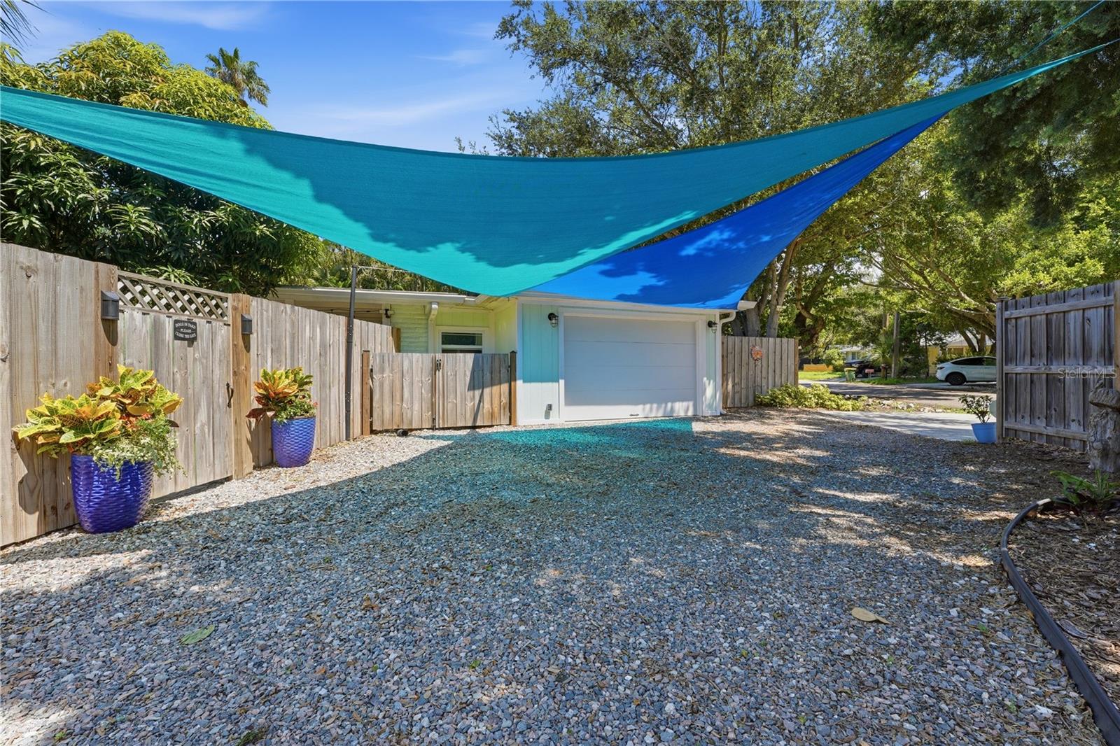 3424 Old Oak, Sarasota, FL 34239