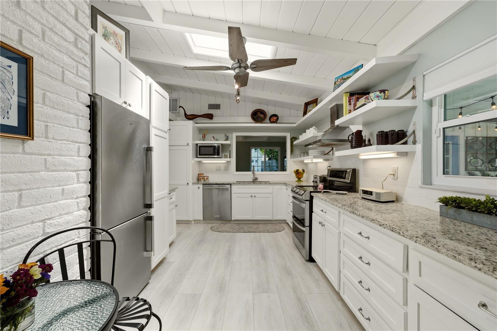 3424 Old Oak, Sarasota, FL 34239