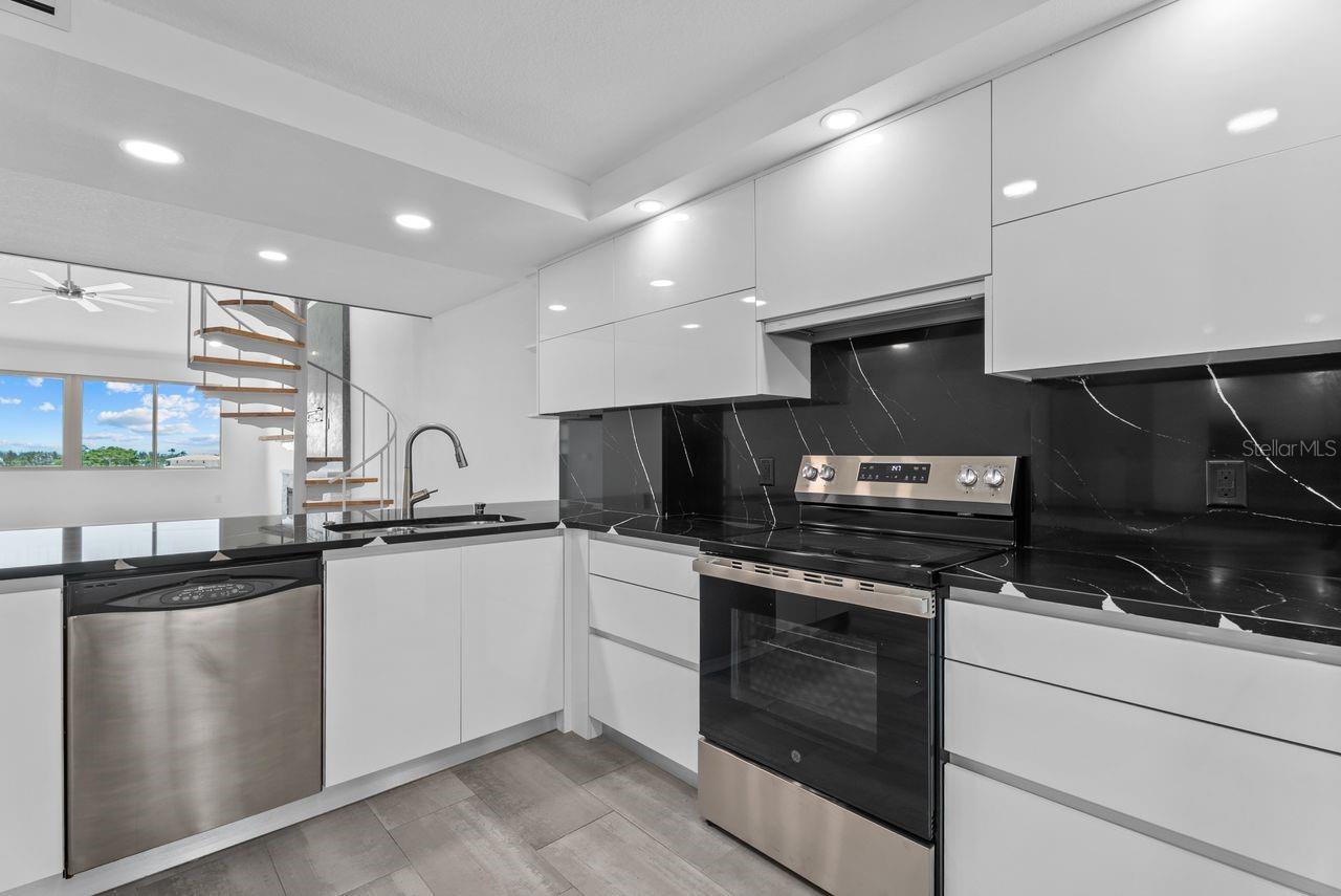 9604 Cortez Unit 233, Bradenton, FL 34210
