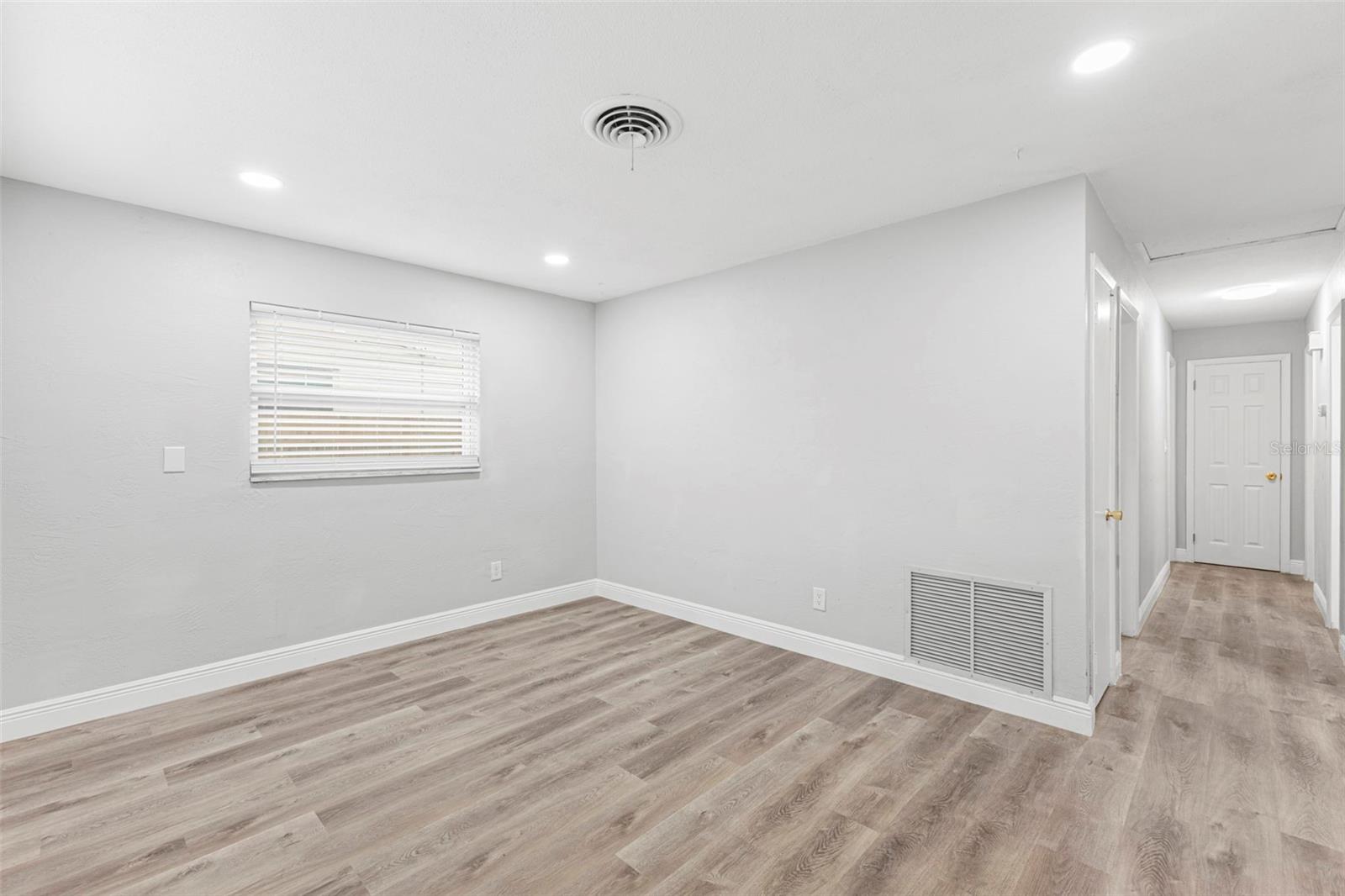 2443 26th, St Petersburg, FL 33712