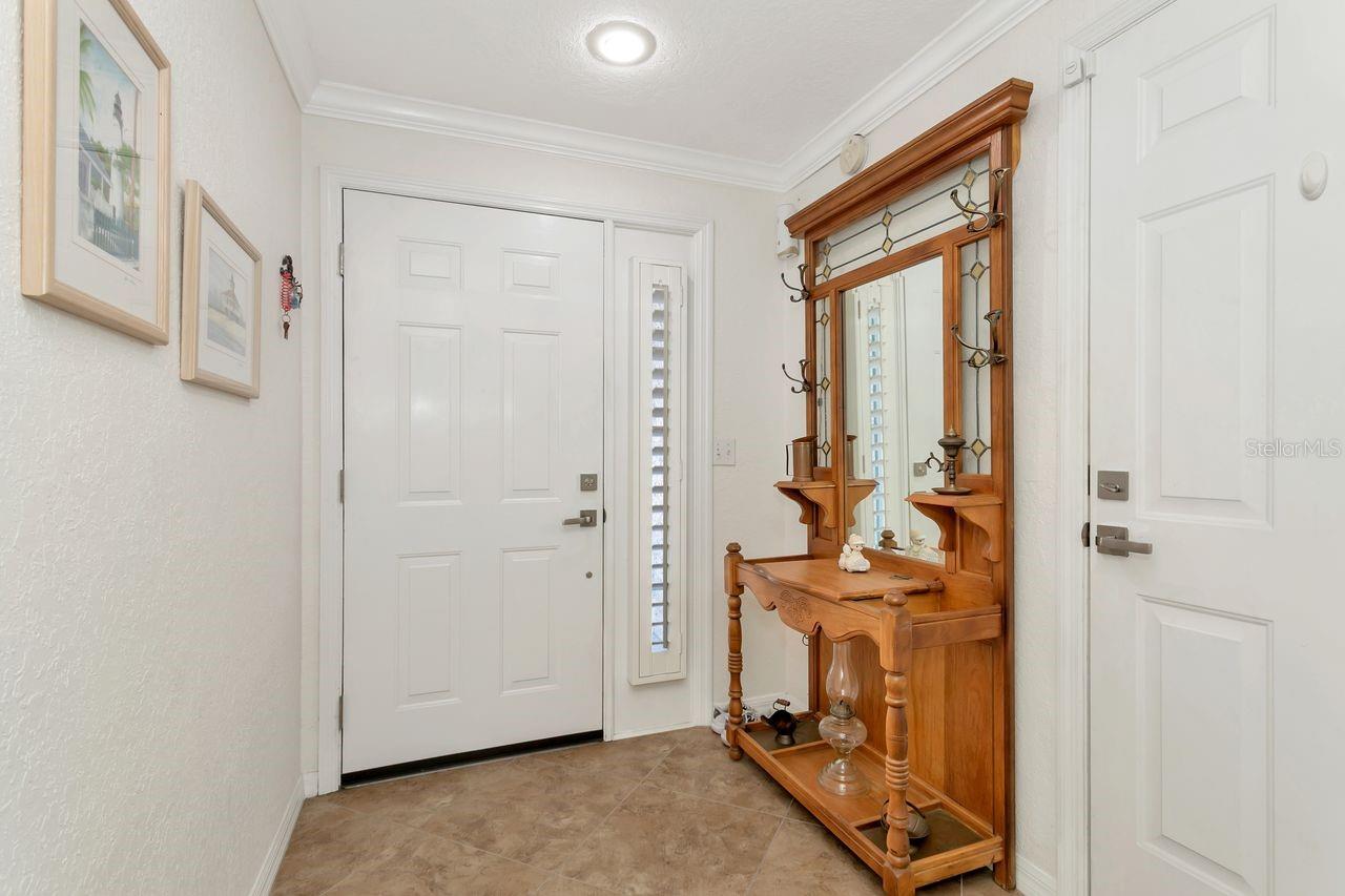 521 Pinellas Bayway Unit 105, Tierra Verde, FL 33715