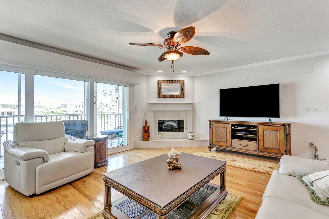 521 Pinellas Bayway Unit 105, Tierra Verde, FL 33715