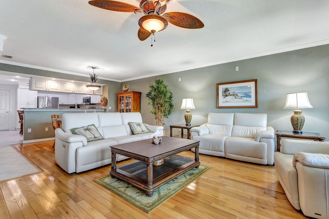 521 Pinellas Bayway Unit 105, Tierra Verde, FL 33715