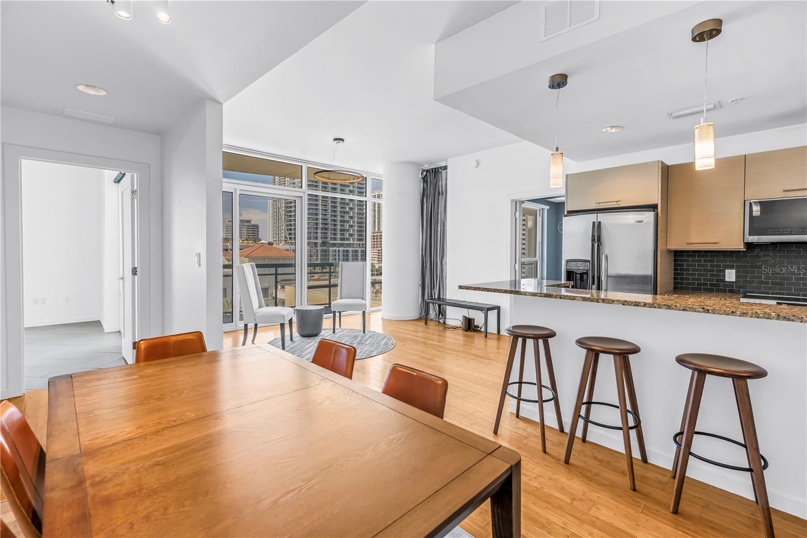 400 4th Unit 701, St Petersburg, FL 33701