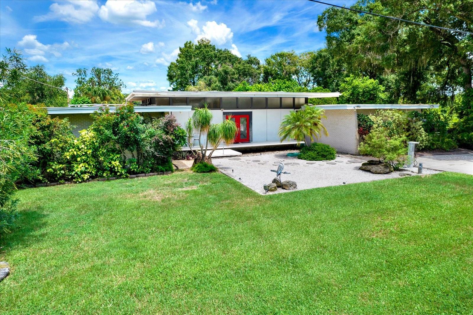 5708 Puritan, Tampa, FL 33617