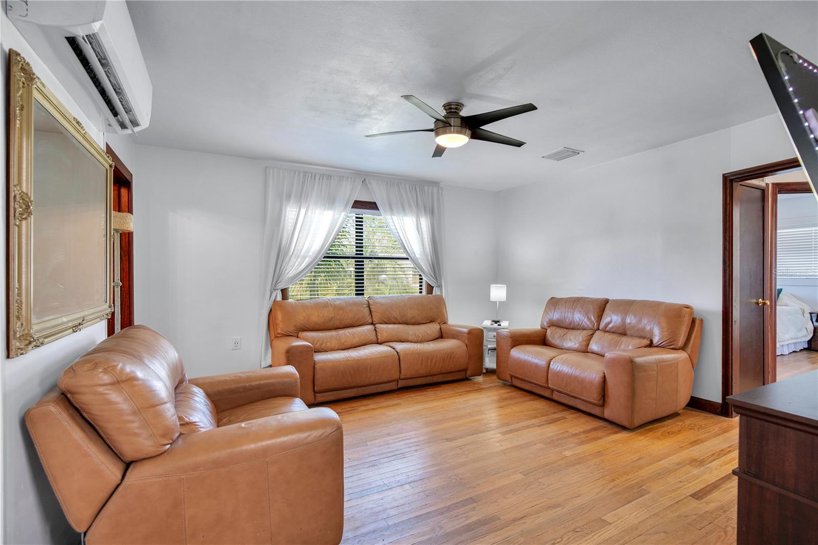 11 Aster, Debary, FL 32713