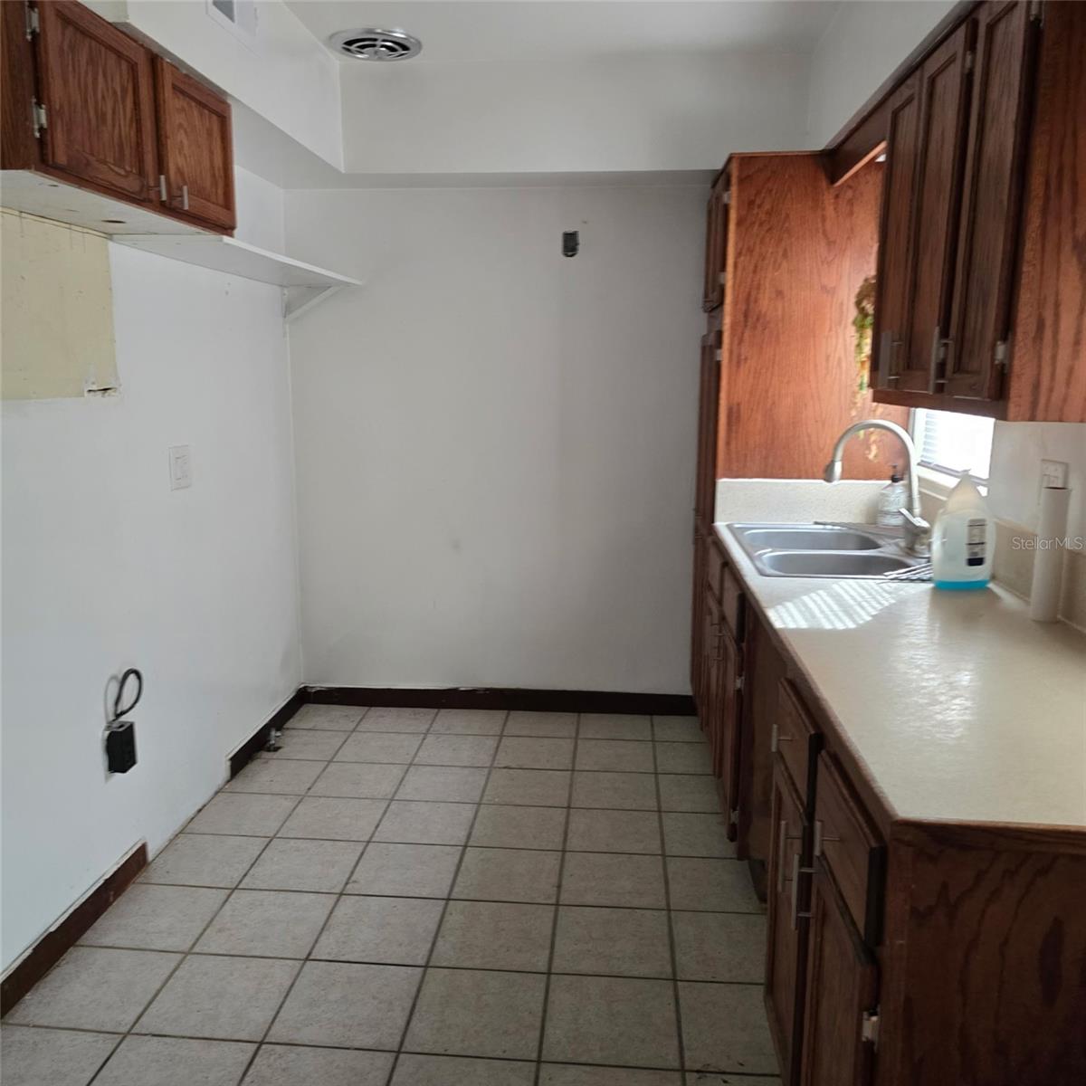 11 Aster, Debary, FL 32713
