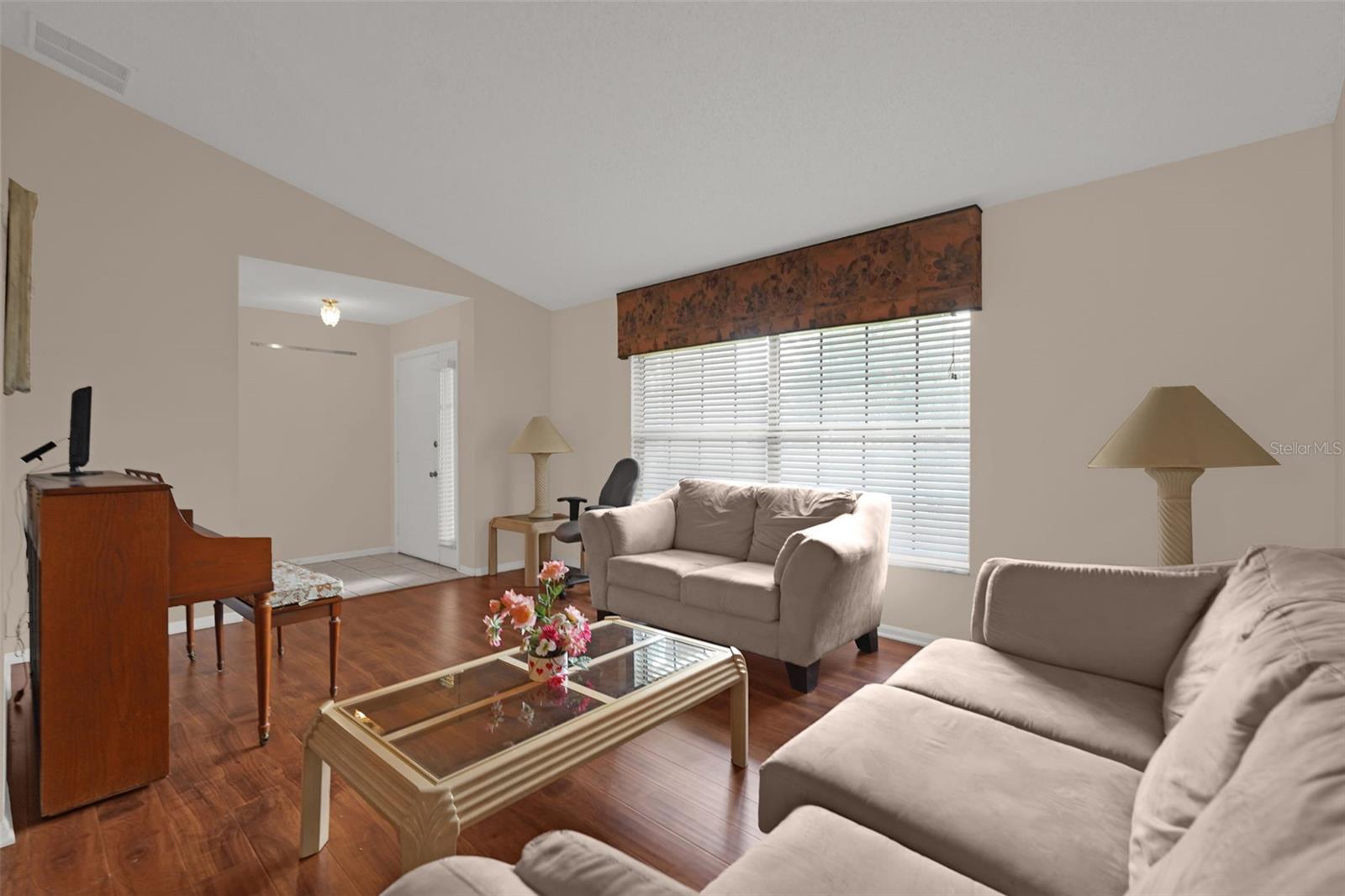 3044 Crested, Orlando, FL 32837