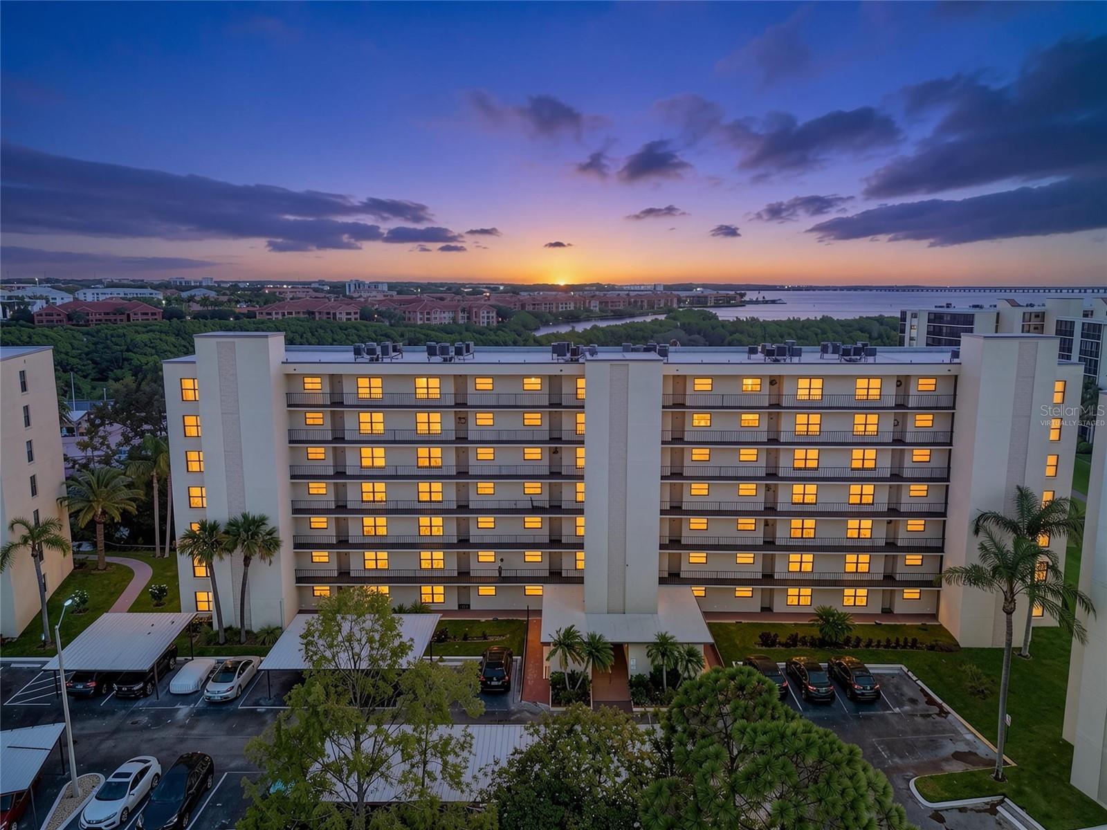 900 Cove Cay Unit 2b, Clearwater, FL 33760