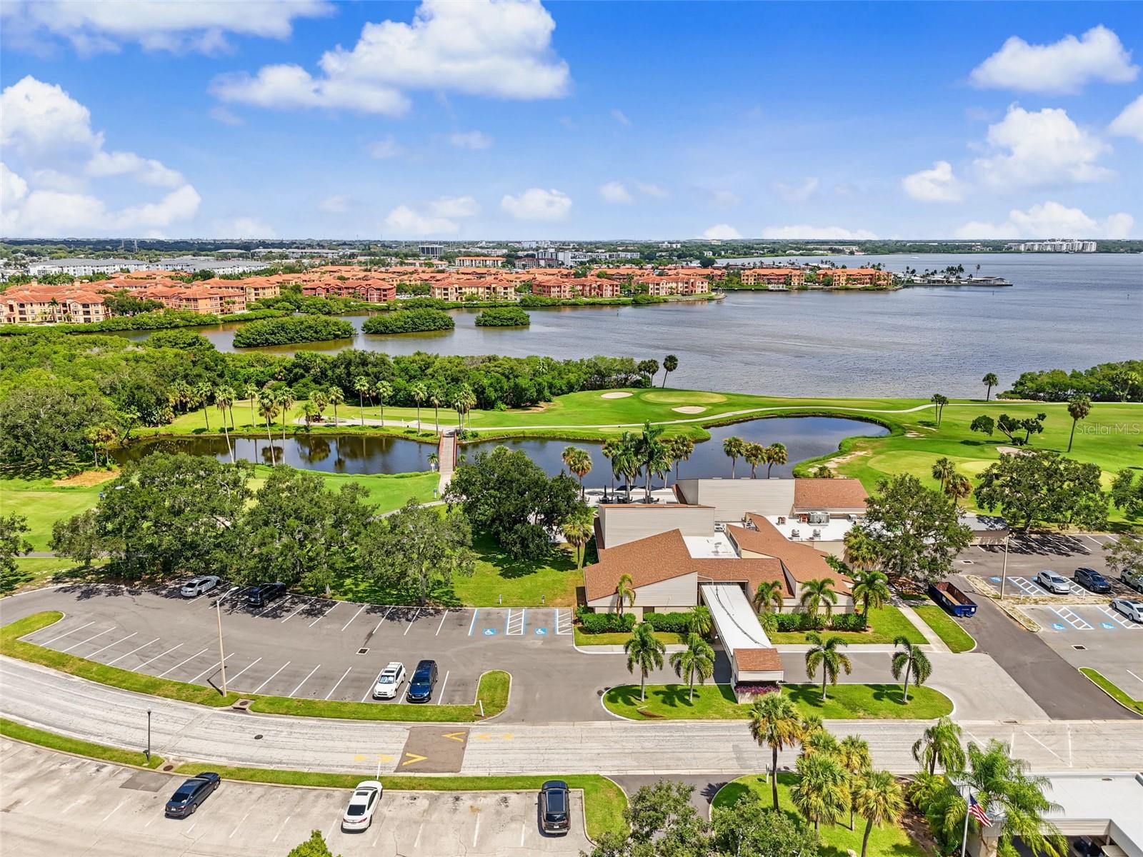 900 Cove Cay Unit 2b, Clearwater, FL 33760