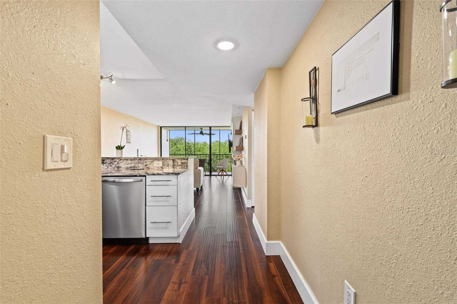 900 Cove Cay Unit 2b, Clearwater, FL 33760