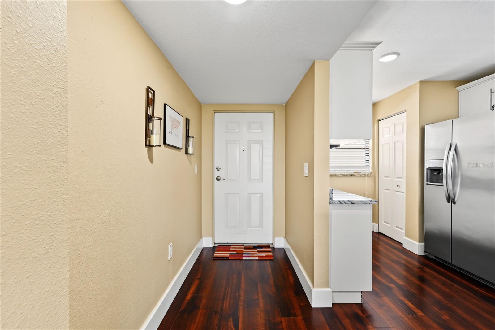 900 Cove Cay Unit 2b, Clearwater, FL 33760