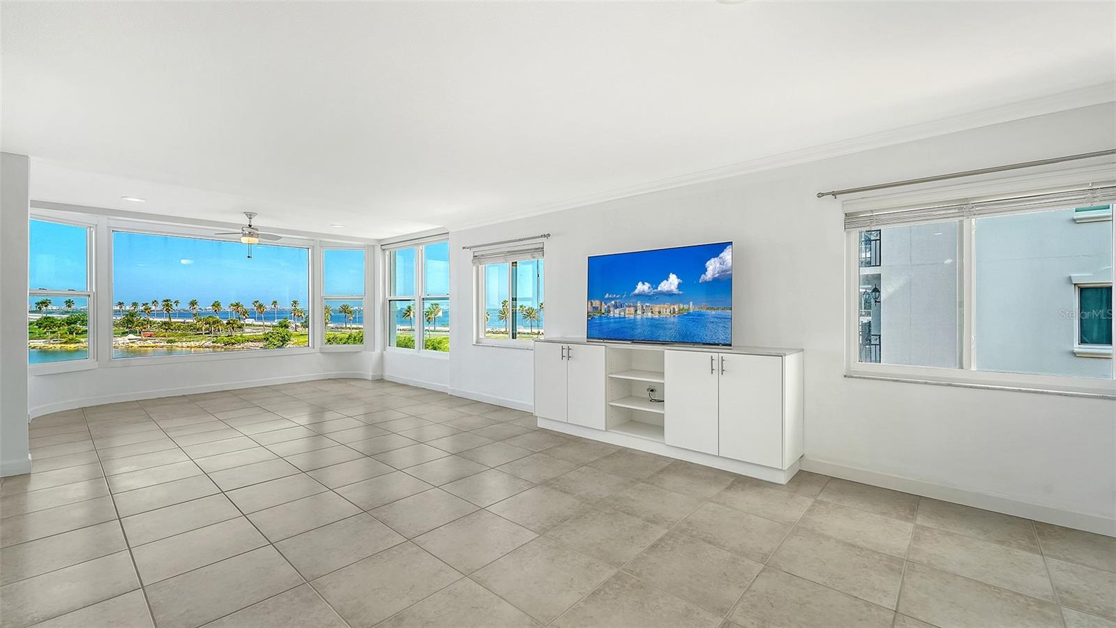 174 Golden Gate Unit 43, Sarasota, FL 34236
