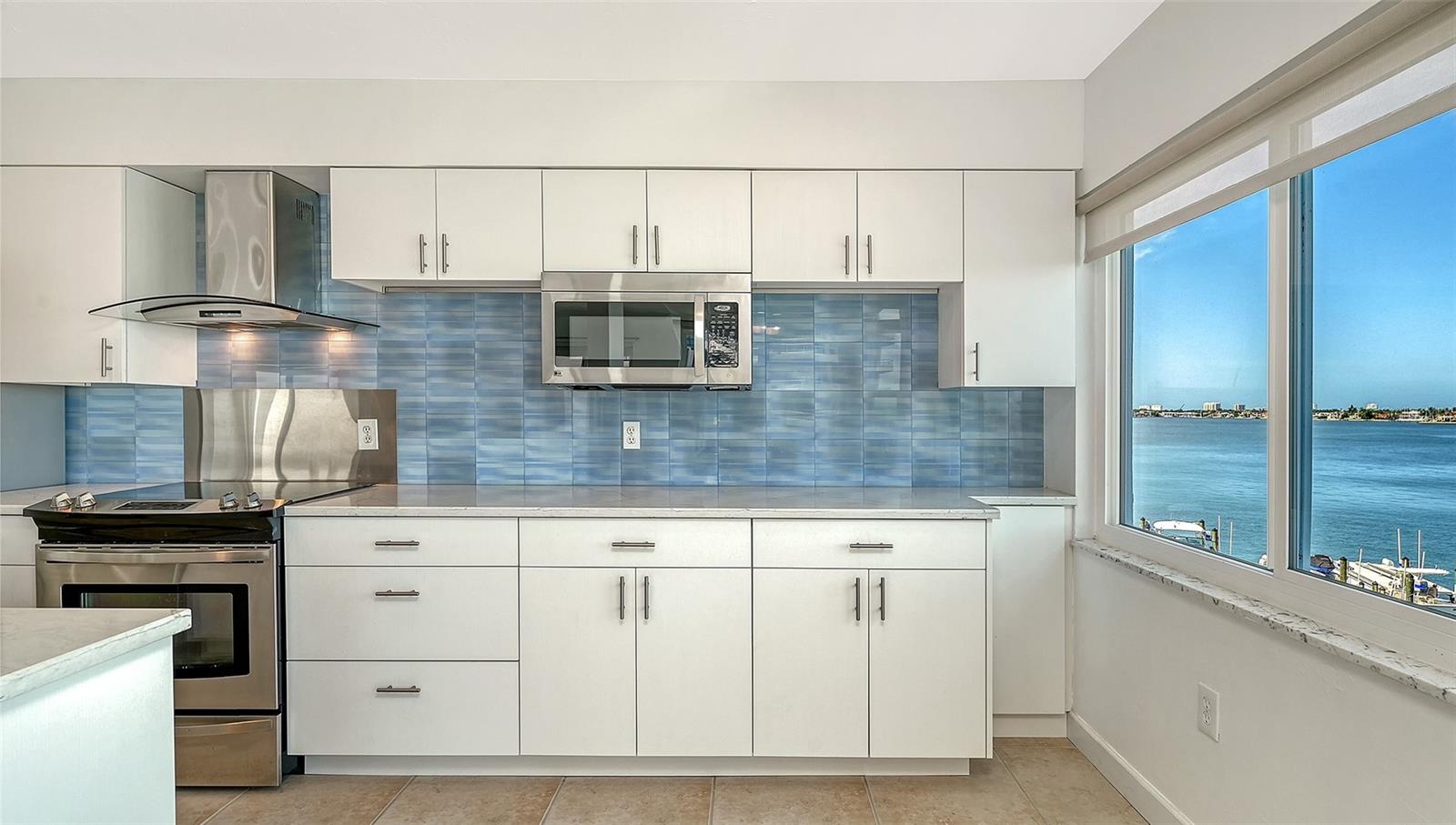 174 Golden Gate Unit 43, Sarasota, FL 34236