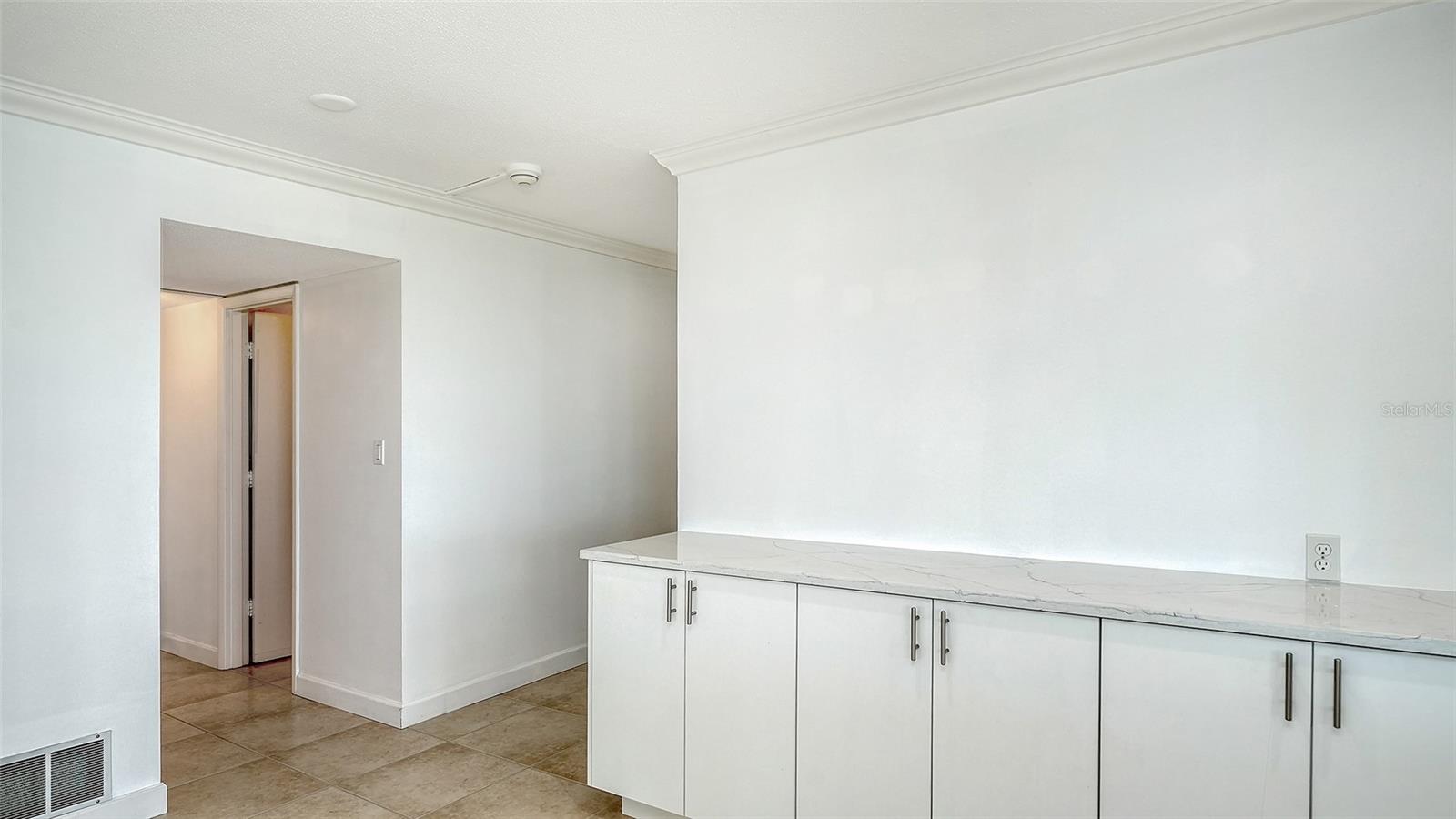 174 Golden Gate Unit 43, Sarasota, FL 34236