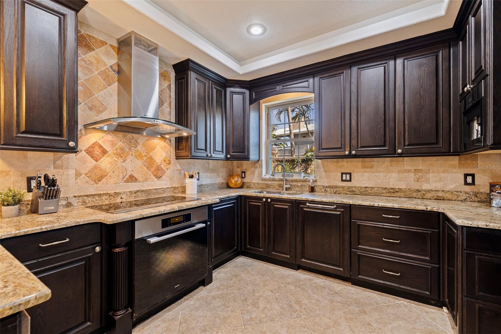 3931 Pompano, St Petersburg, FL 33705