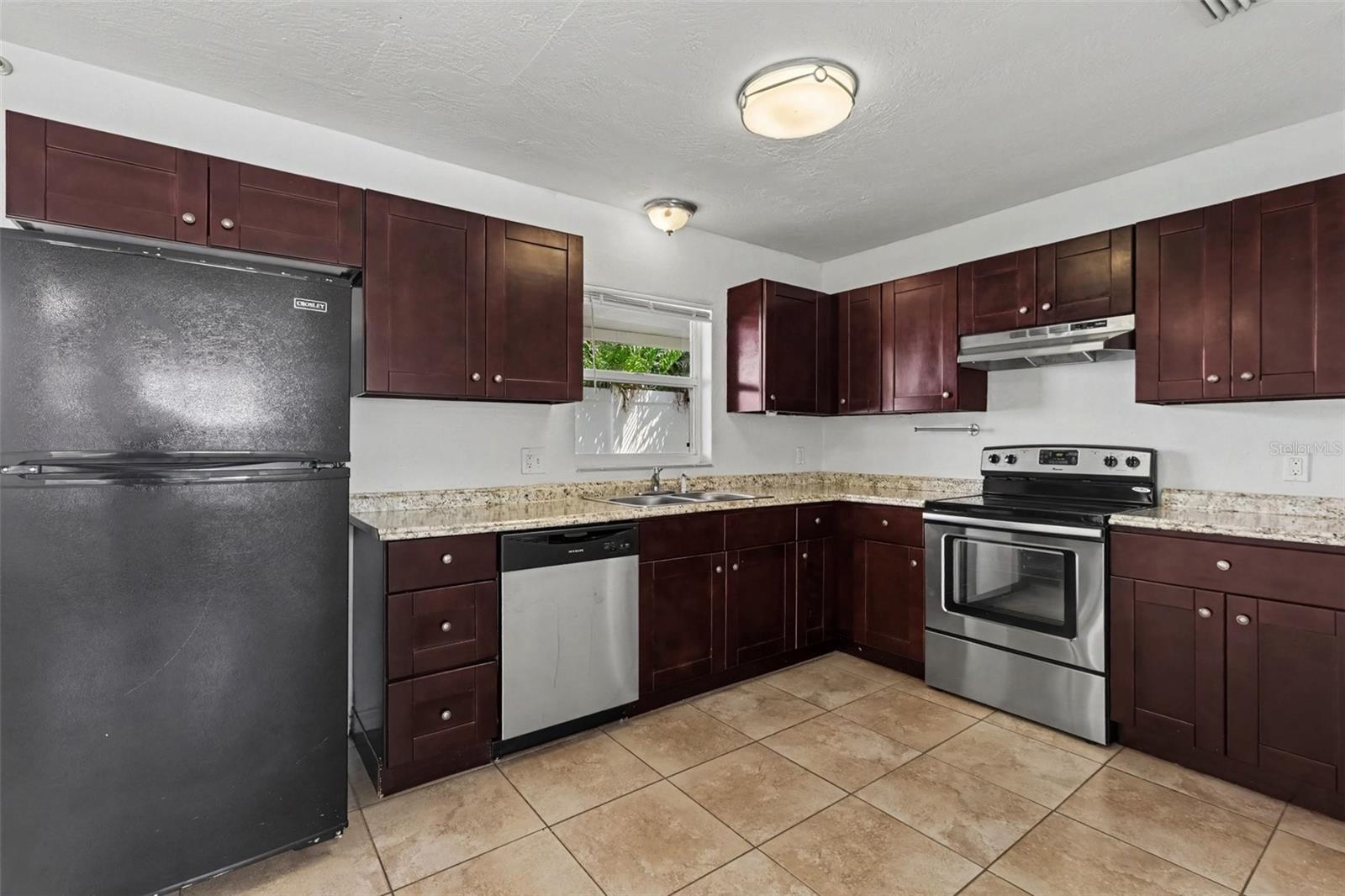 5585 Atlantic, St Petersburg, FL 33703