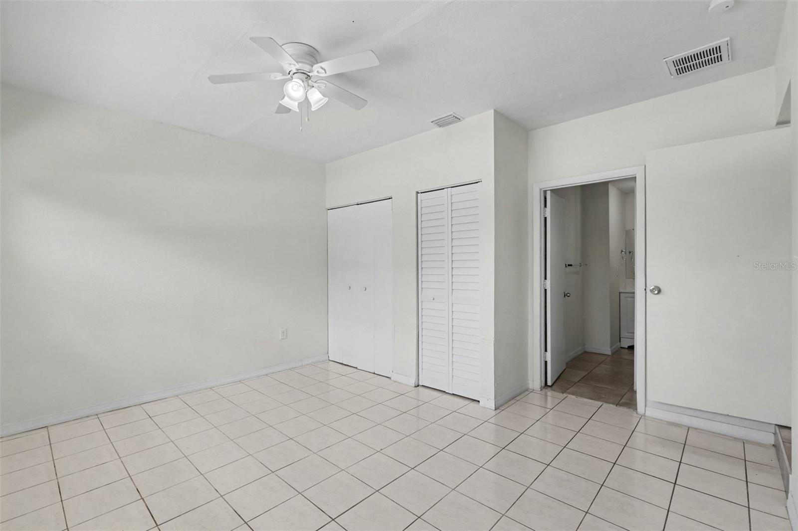 5585 Atlantic, St Petersburg, FL 33703