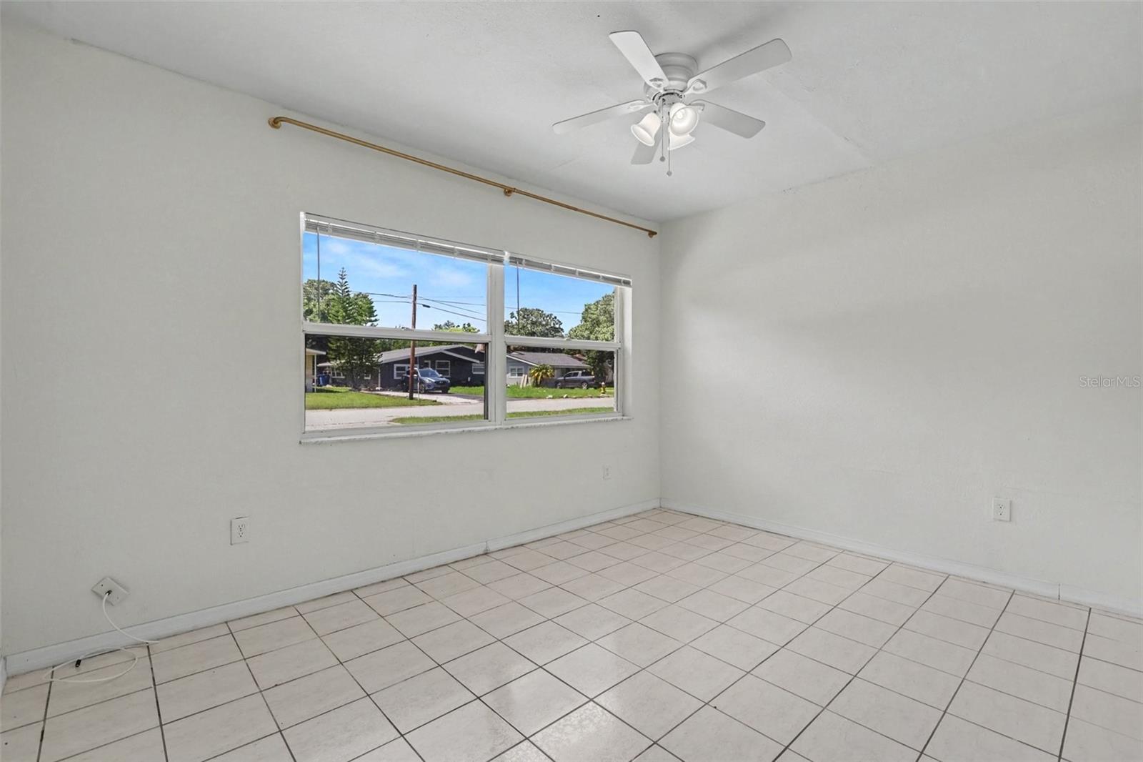 5585 Atlantic, St Petersburg, FL 33703