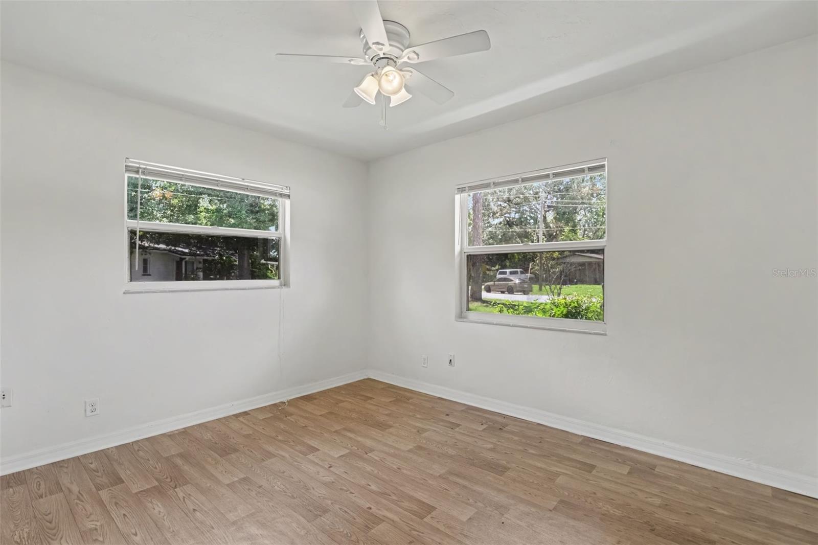 5585 Atlantic, St Petersburg, FL 33703