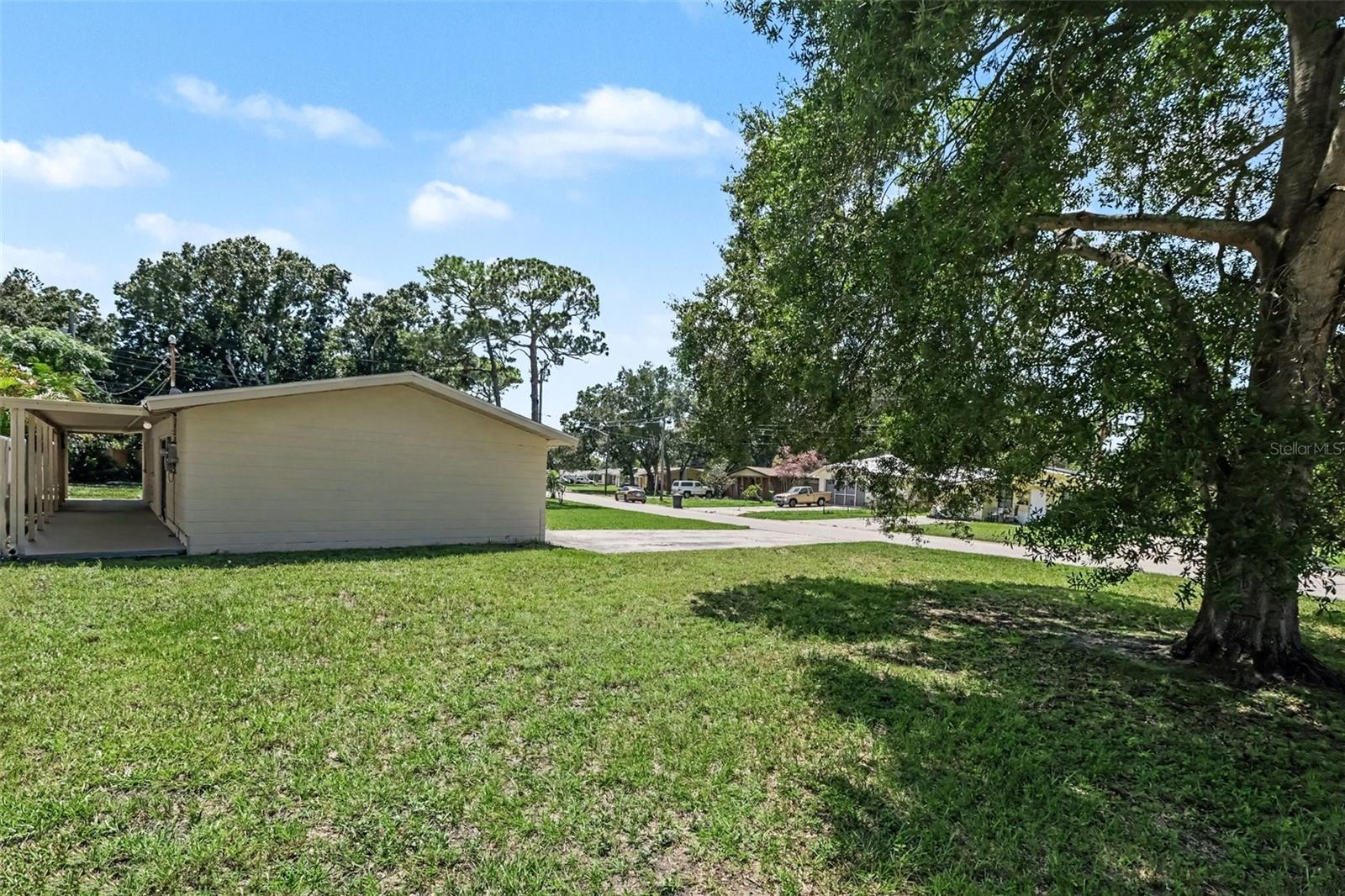 5585 Atlantic, St Petersburg, FL 33703