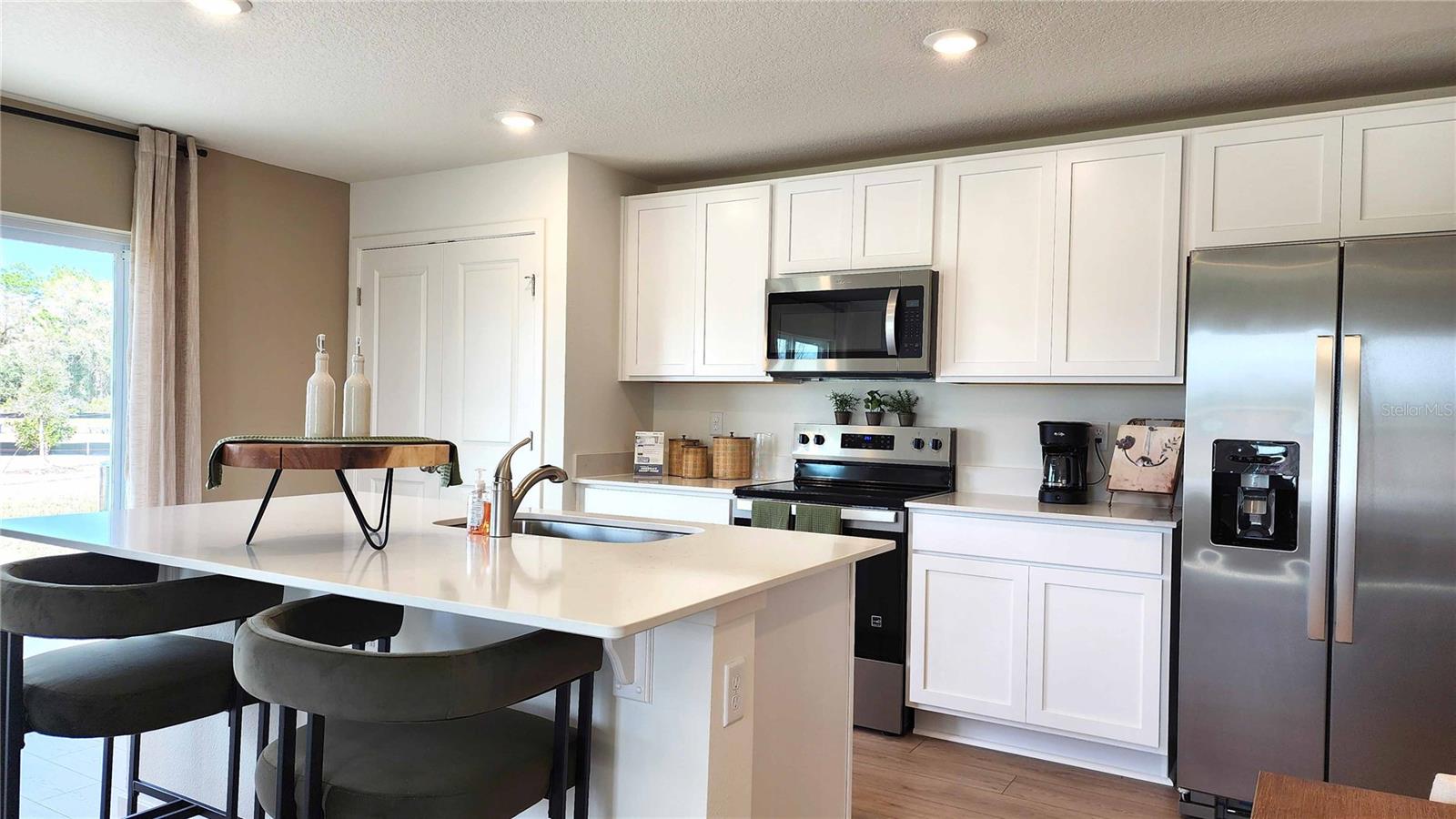 534 Remick, Osteen, FL 32764