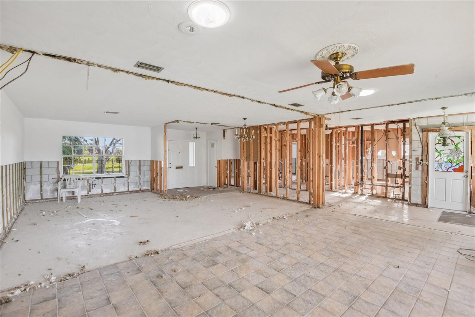 4008 Dana Shores, Tampa, FL 33634