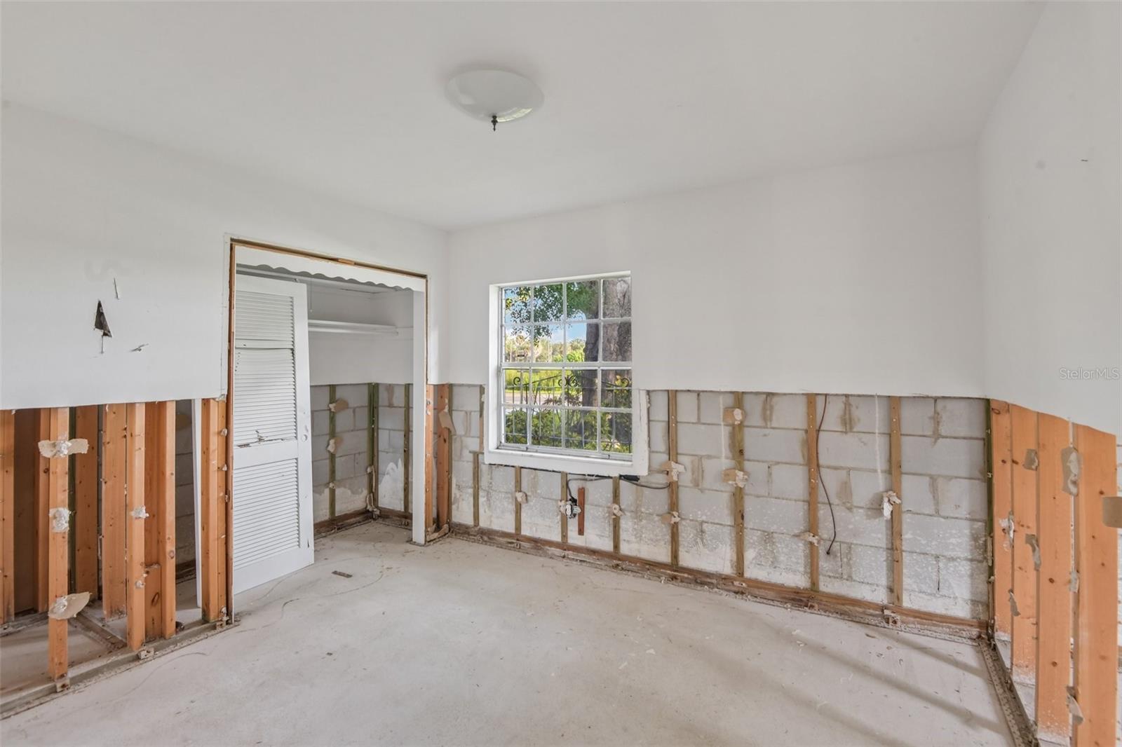 4008 Dana Shores, Tampa, FL 33634