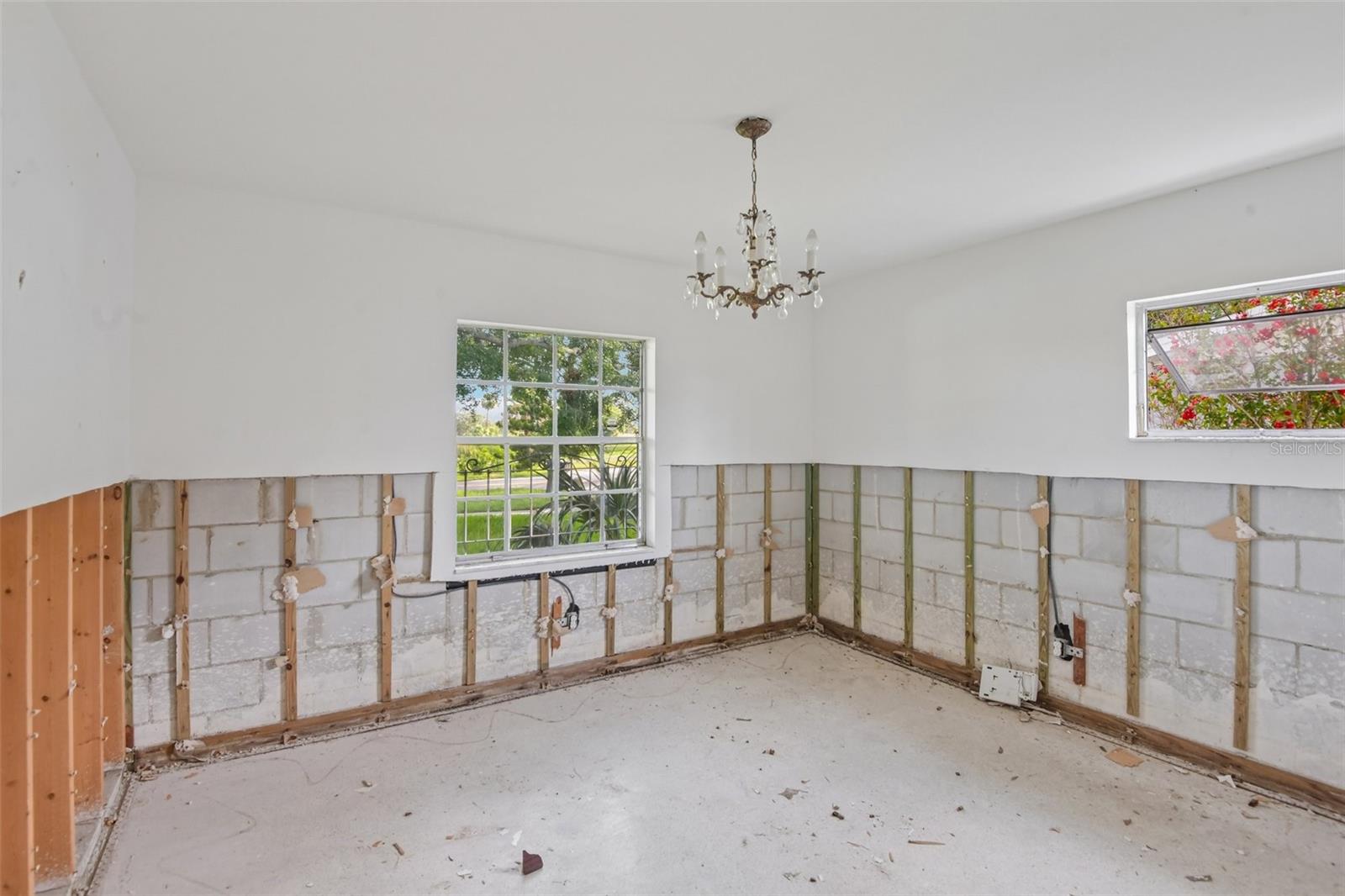 4008 Dana Shores, Tampa, FL 33634