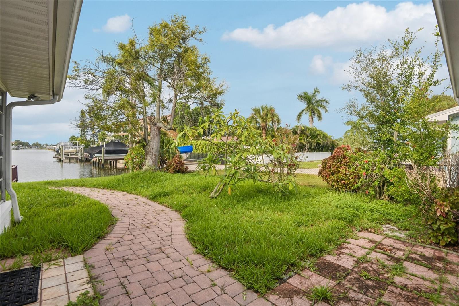 4008 Dana Shores, Tampa, FL 33634