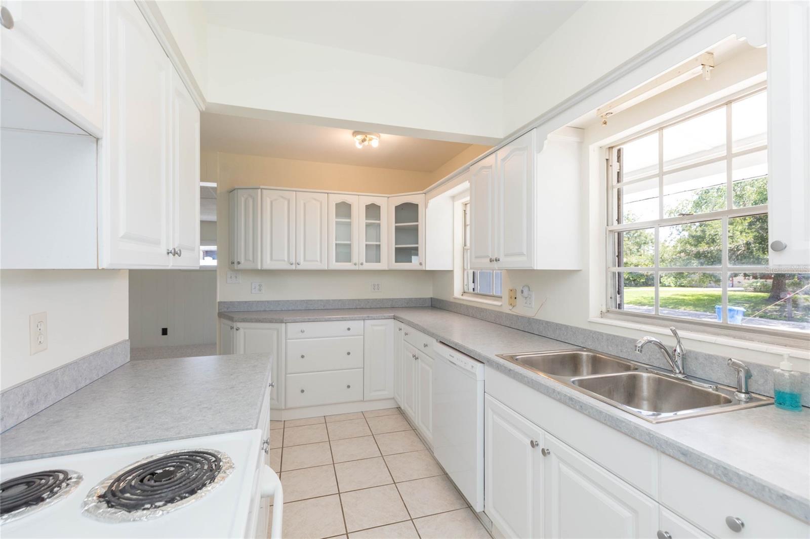 4524 Picadilly, Tampa, FL 33634