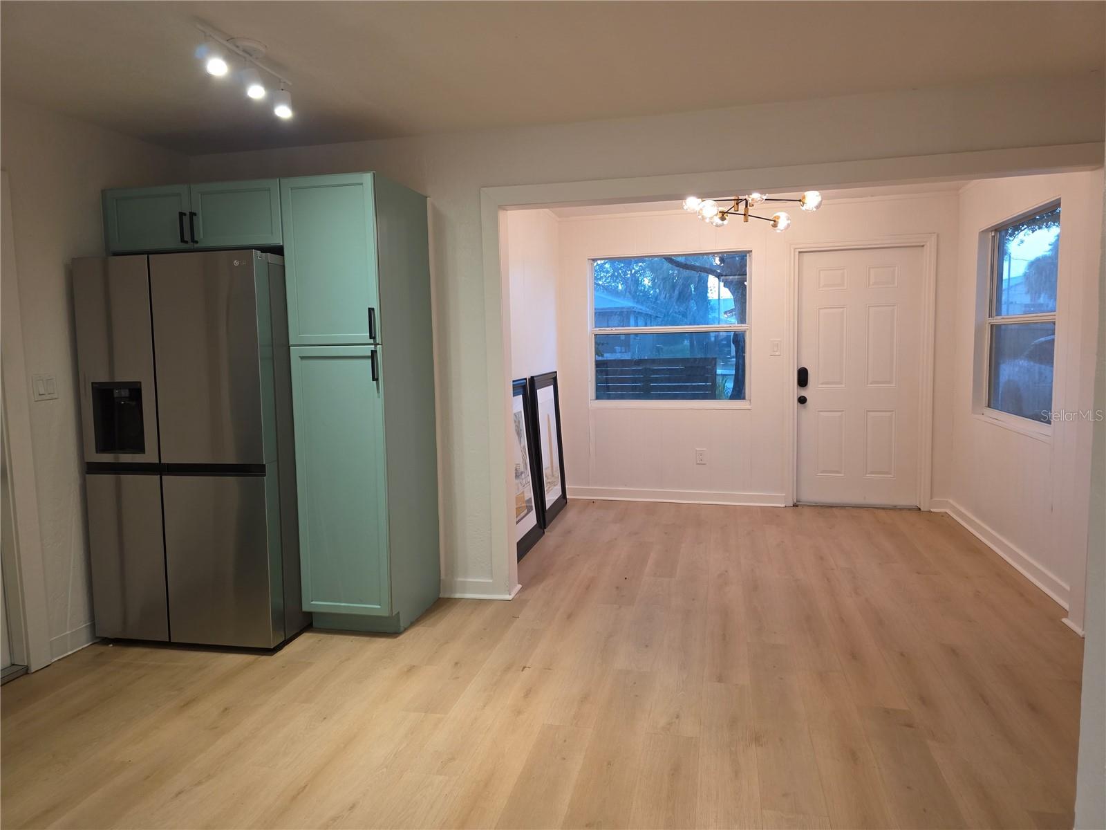 1020 19th, St Petersburg, FL 33712