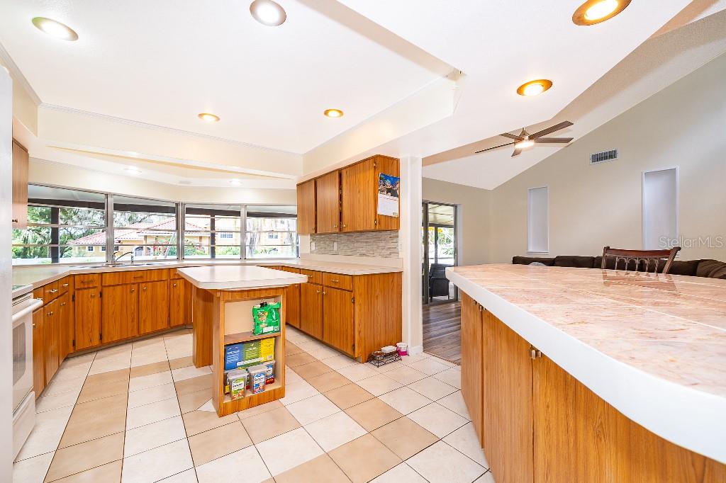 1715 Lake Mary, Lake Mary, FL 32746
