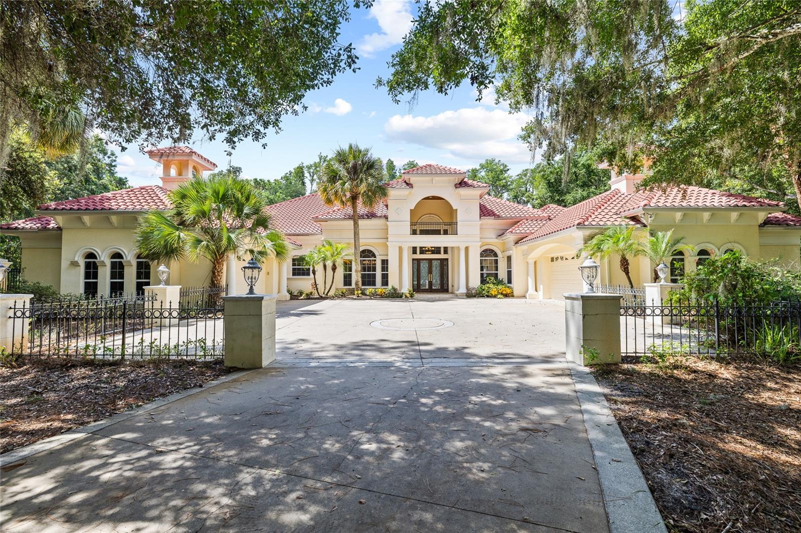 6800 Wisteria, Land O Lakes, FL 34638