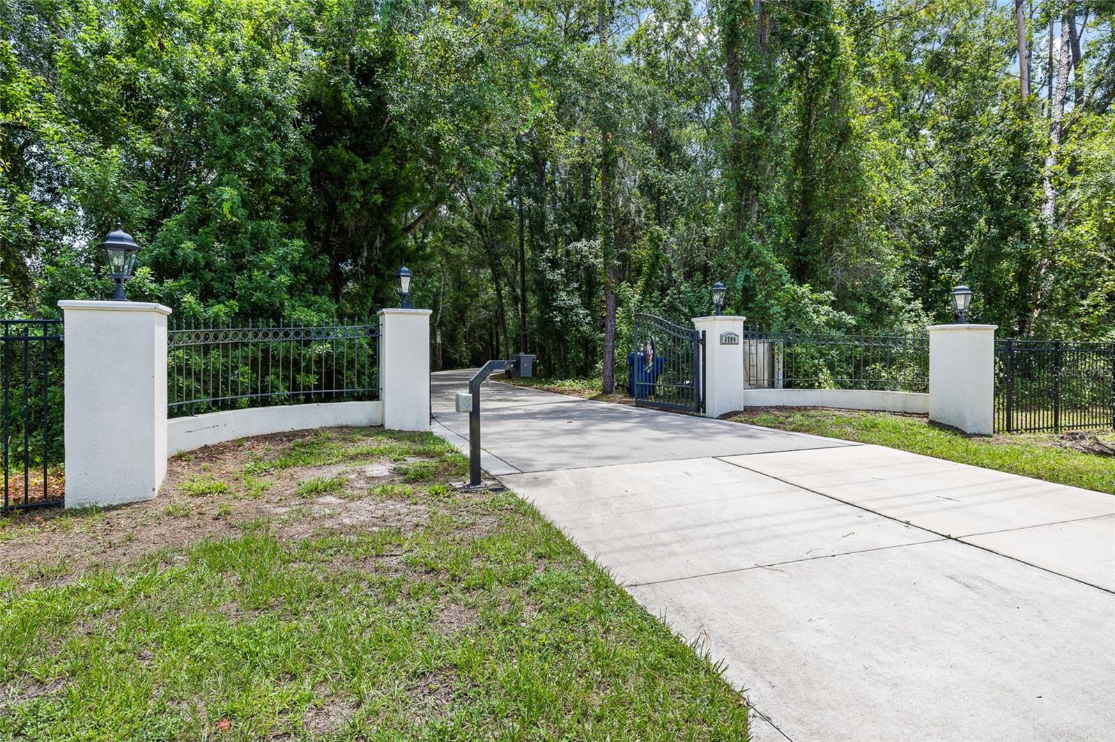 6800 Wisteria, Land O Lakes, FL 34638
