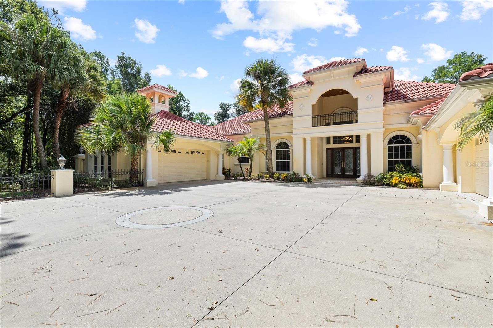 6800 Wisteria, Land O Lakes, FL 34638