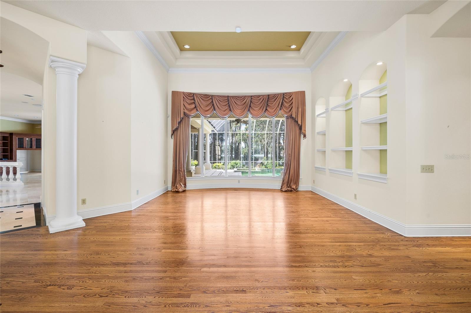 6800 Wisteria, Land O Lakes, FL 34638
