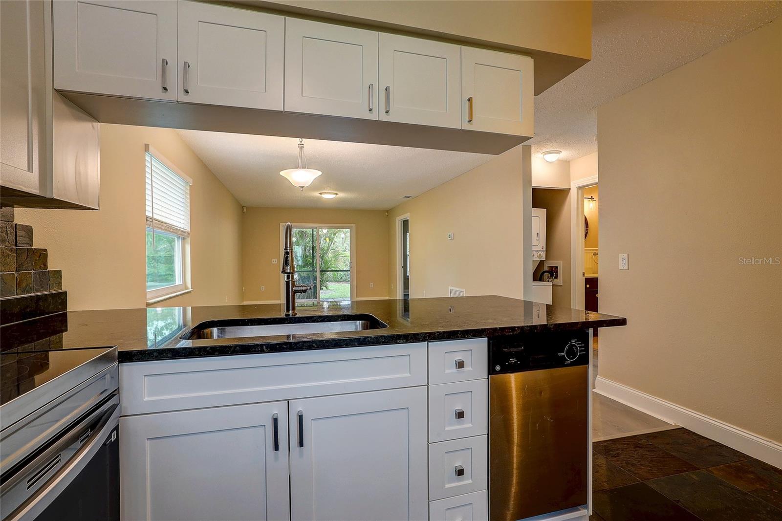4625 Summerwind Unit 13, Sarasota, FL 34234