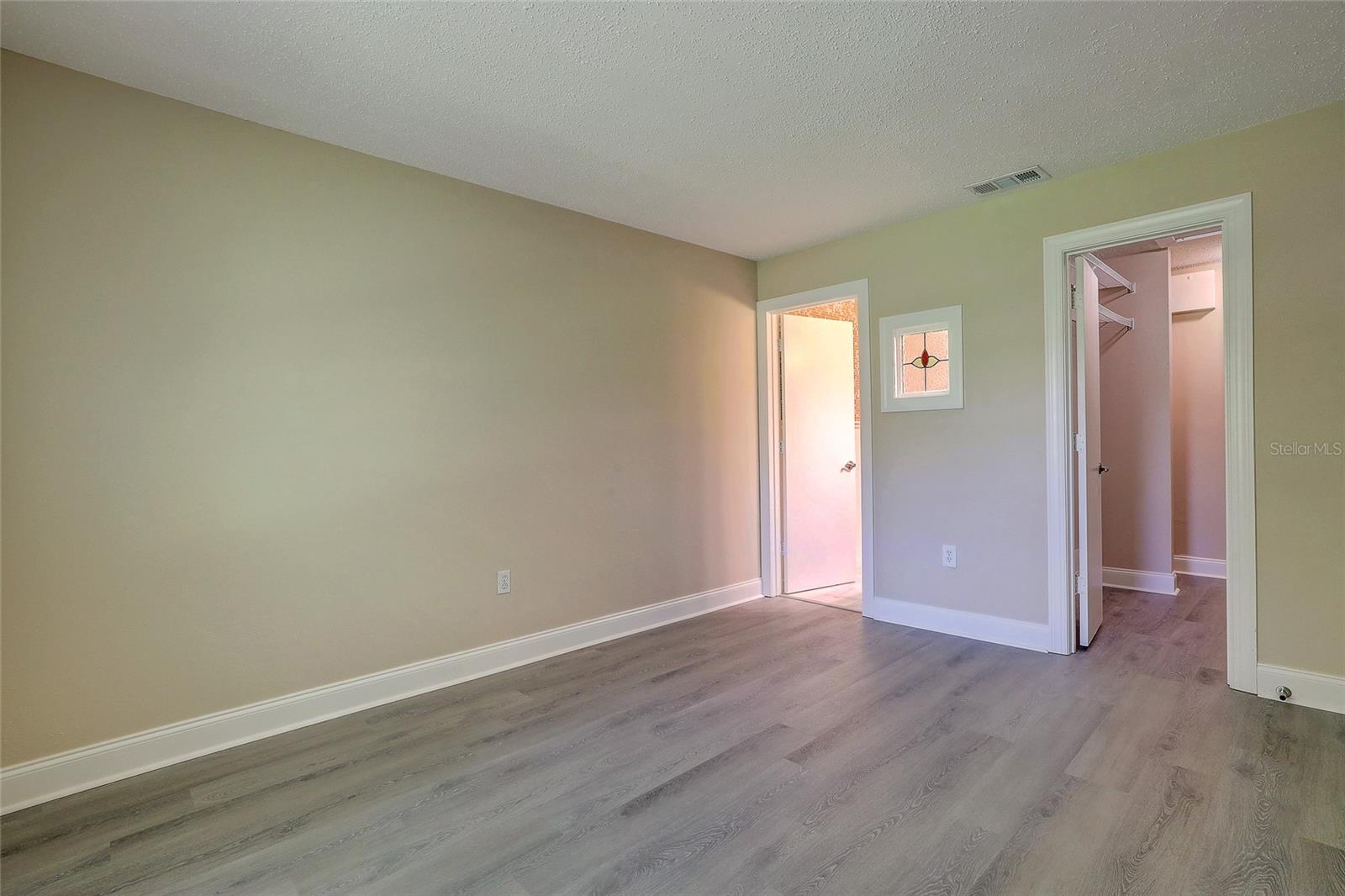 4625 Summerwind Unit 13, Sarasota, FL 34234