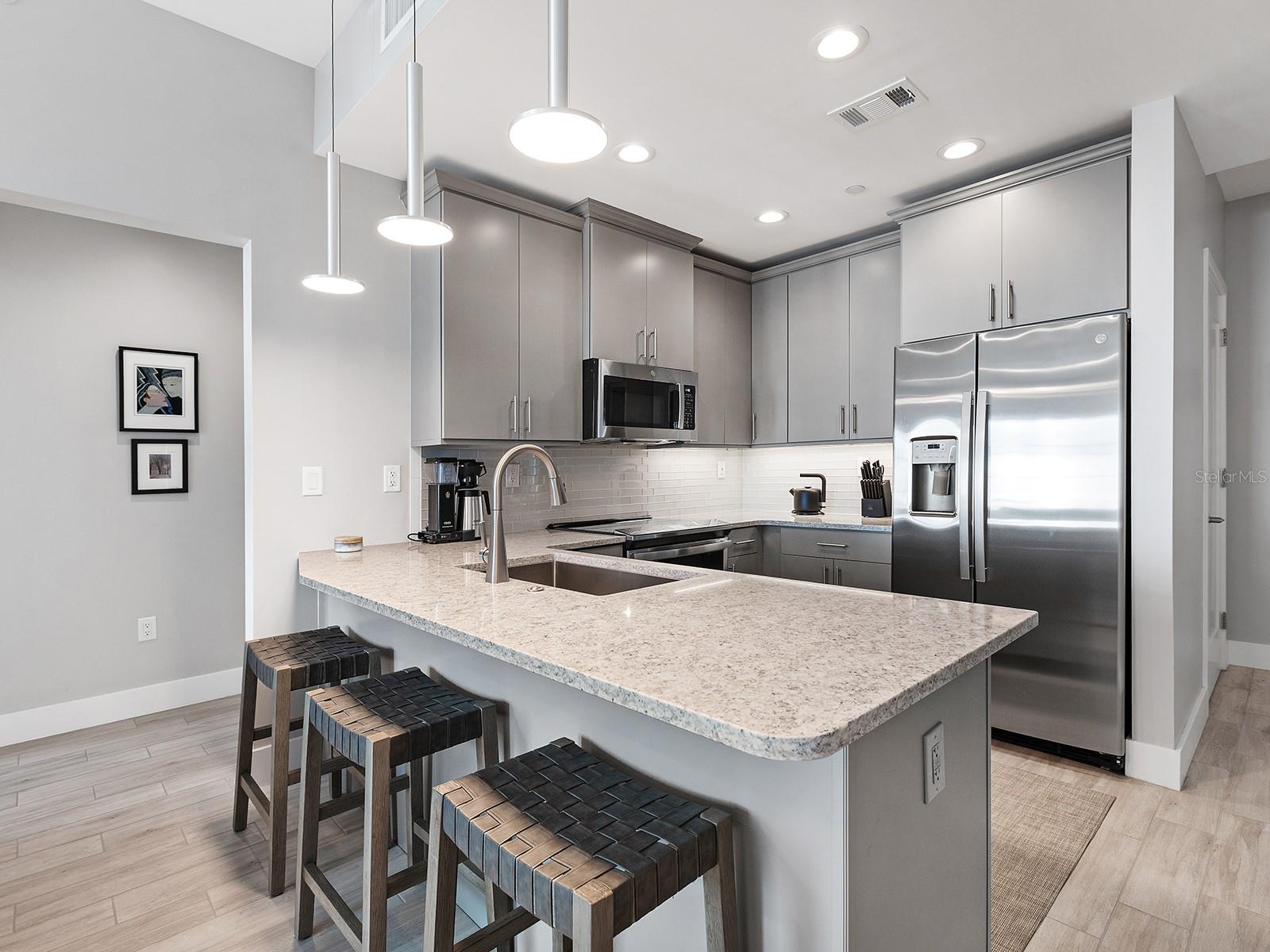 1500 State Unit 402, Sarasota, FL 34236