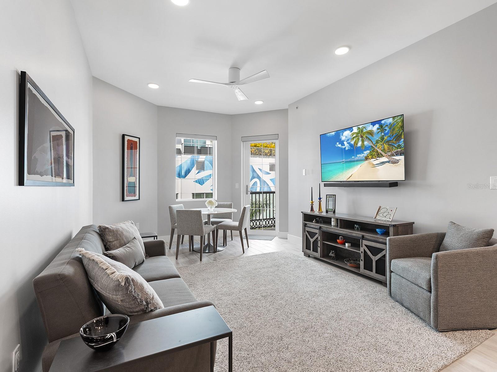 1500 State Unit 402, Sarasota, FL 34236